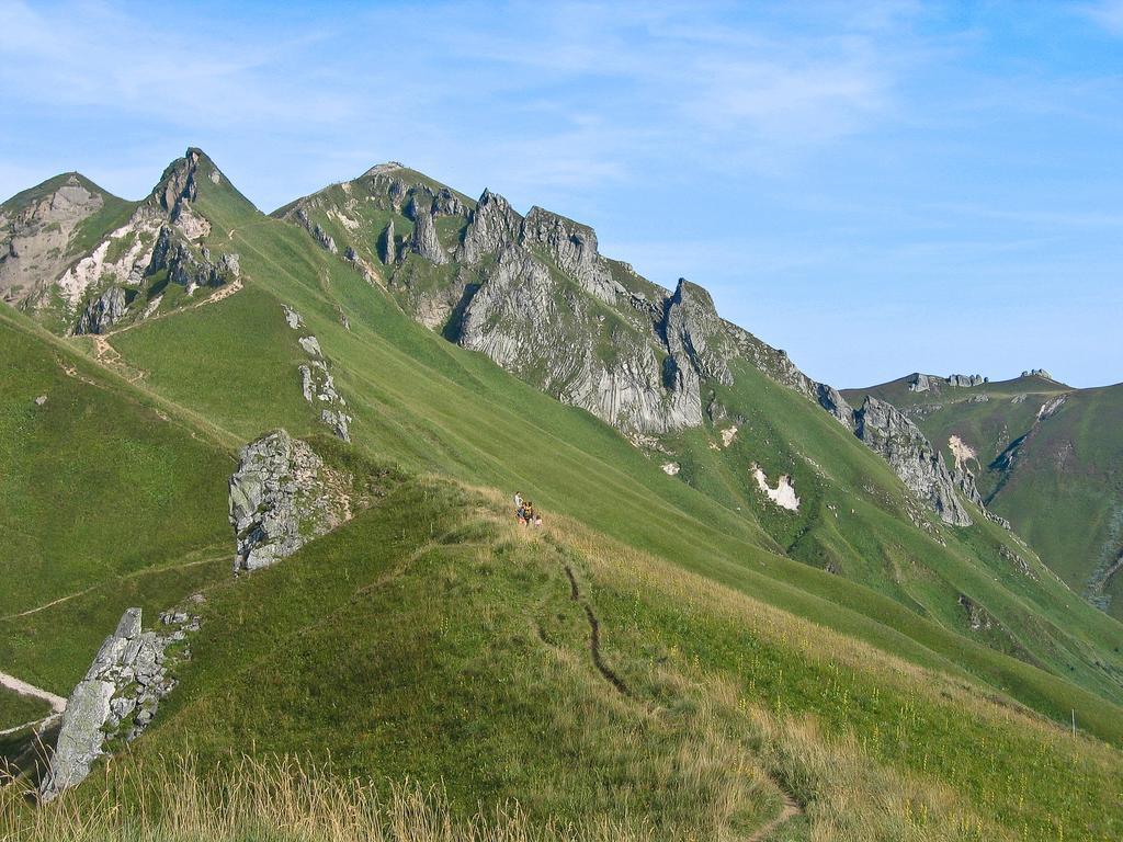 Вілла Les Chenets Шамбон-сюр-Лак Екстер'єр фото